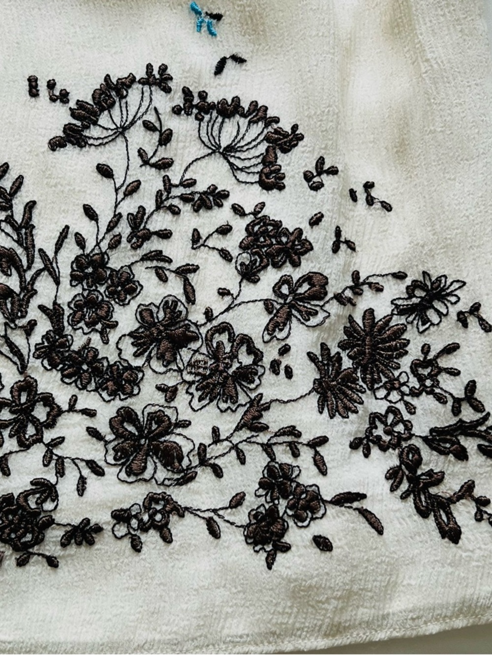Ann Taylor Ivory Lined Silk Crepe Camisole with Brown Floral Embroidery Size 4 - Picture 4 of 11